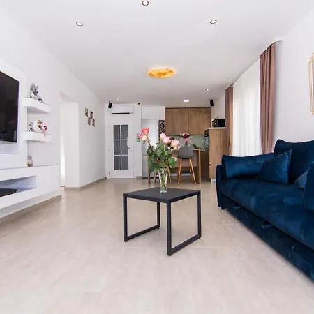 Olive`s Secret Kaštel Lukšić