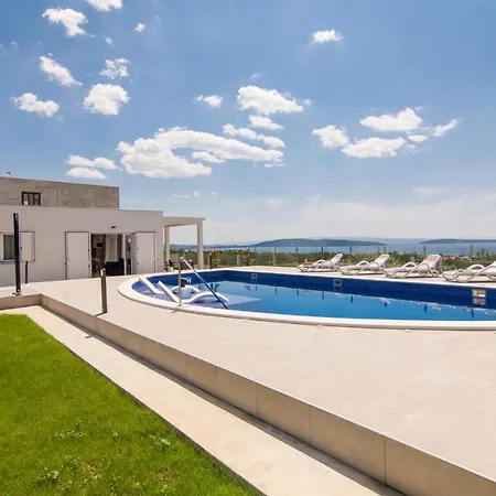 Olive`s Secret Villa Kaštel Lukšić