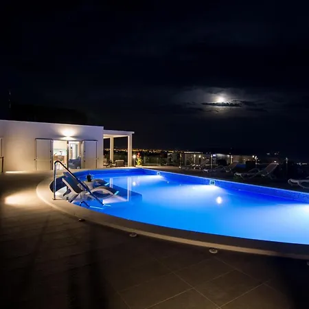 Olive`s Secret Villa