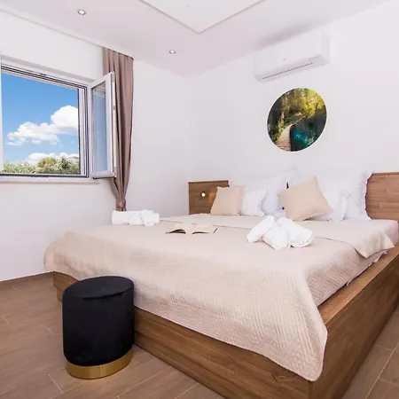 Villa Olive`s Secret